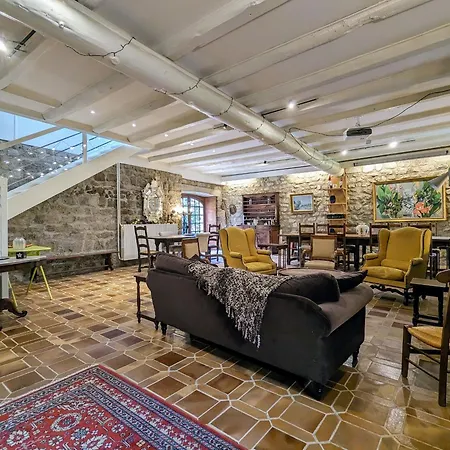 Sejournez En Ferme Avec Piscine, Tennis, Chevaux Et Parking Securise Bed & Breakfast 3*