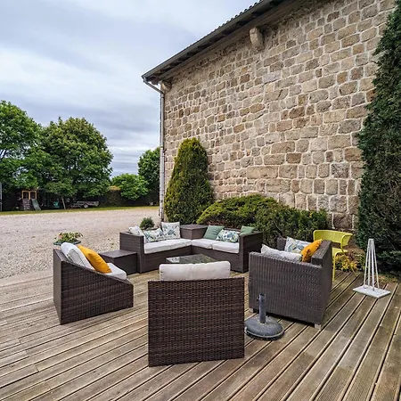 Sejournez En Ferme Avec Piscine, Tennis, Chevaux Et Parking Securise Bed & Breakfast