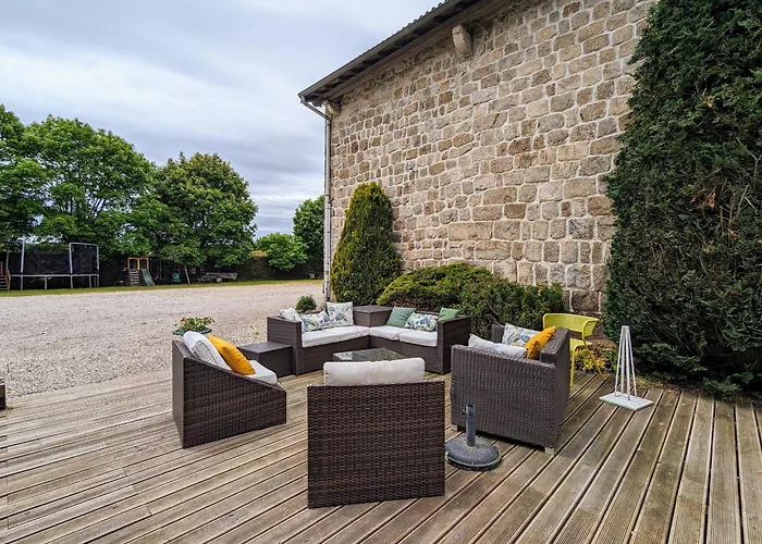 Sejournez En Ferme Avec Piscine, Tennis, Chevaux Et Parking Securise - Fr-1-582-518 Bed & Breakfast