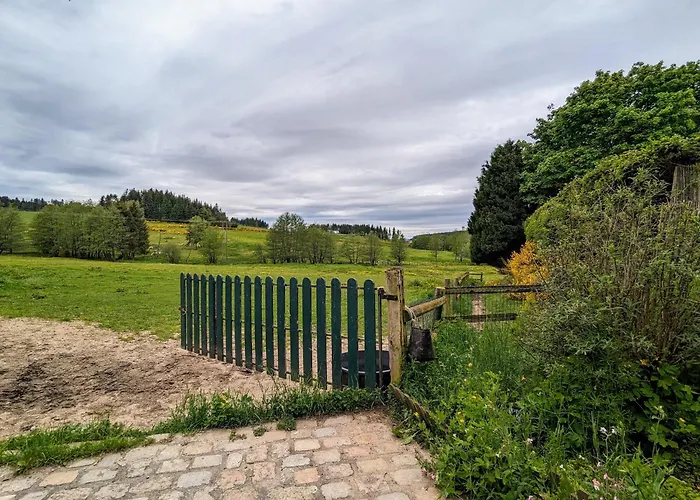 Sejournez En Ferme Avec Piscine, Tennis, Chevaux Et Parking Securise - Fr-1-582-518